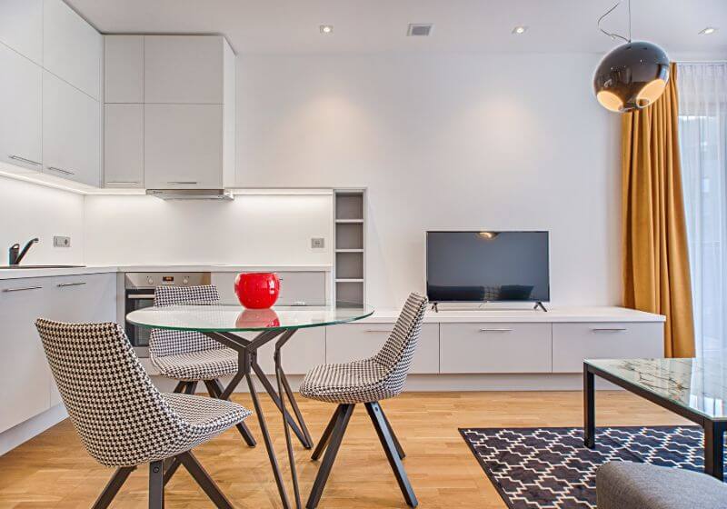 Mediterrán stílusú családi ház átalakítása